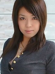 Asian model Rin has a very fuckable ass
