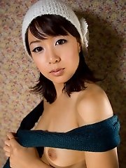 Sexy Asian teen looks great in her lingerie