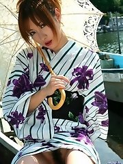 Asian kimono model is lovely and sexy
