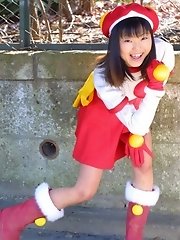 Akane in her hot bikini shows her fine ass