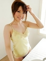 Horny and fit Japanese av idol Yui Hinata shows off her amazing naked busty body