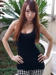 Busty and beautiful Japanese av idol Kurea Hasumi shows off her sexy body