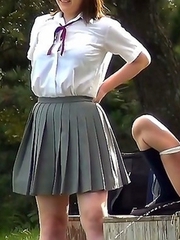 Japanese Piss Fetish Videos - Girls Pissing - School Girl Pissers