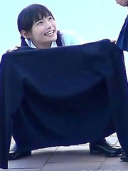 Japanese Piss Fetish Videos - Girls Pissing - Splash And Dash