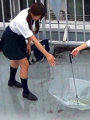 Japanese Piss Fetish Videos - Girls Pissing - Yellow Fun What A Splash