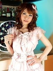 Super hot Asian gal Shiori Amano