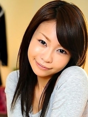 Meet sexy Japanese babe Yuri Aine