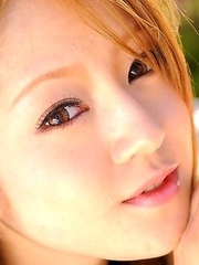 Teen chick Ria Sakurai shows off