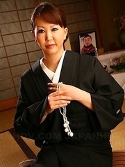 Older hottie Waka Kano stripped