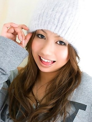 Sahsha Asian doll is playful and can´t decide between seasons