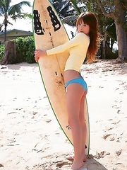 Nozomi Sasaki sexy and cute loves animals and holydays