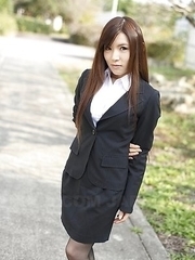 Naughty Hitomi Tsukishiro in office outfit