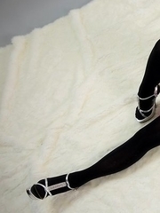 Horny babe in black Mizuho Shiina flaunting it while wearing sexy heels