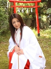 Hot Ayano Murasaki shows her twat