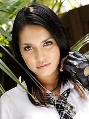 Wild Maria Ozawa poses in uniform